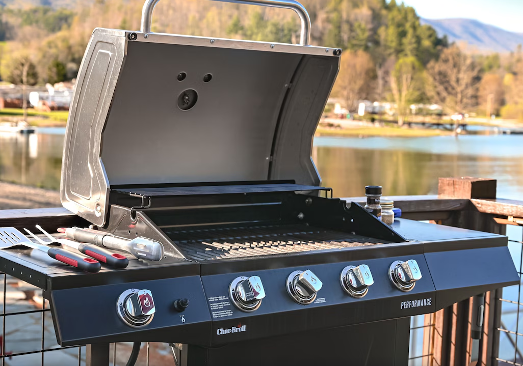 Elegant Watauga Lake Airstream