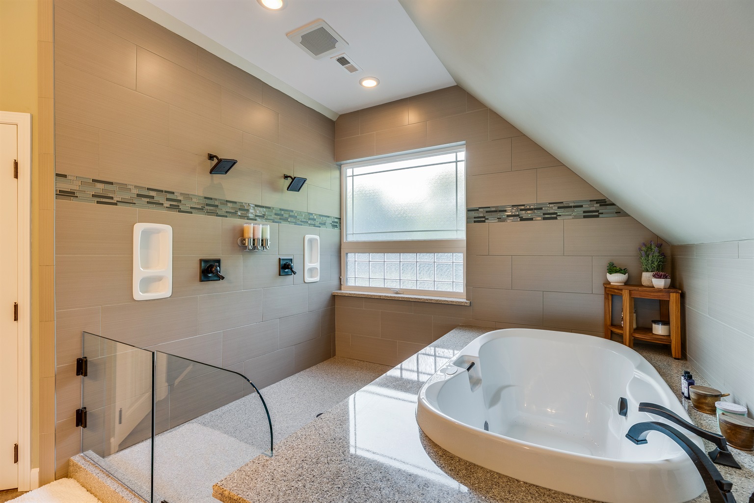 Skipping Stones Getaway