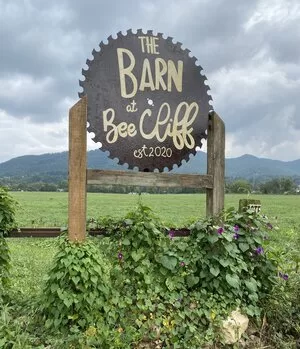 The Barn At Bee Cliff