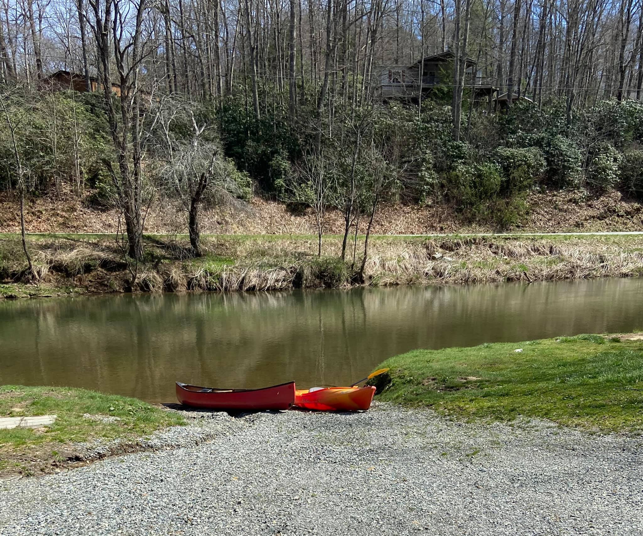 Wahoo’s Adventures Watauga River Outpost